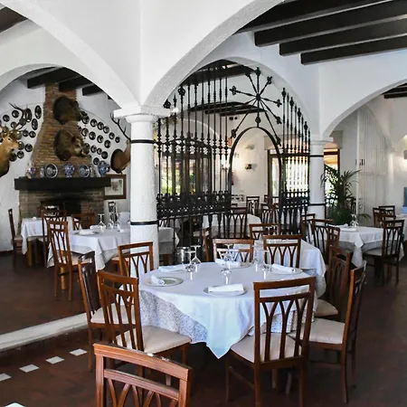 Hotel La Codorniz 3*