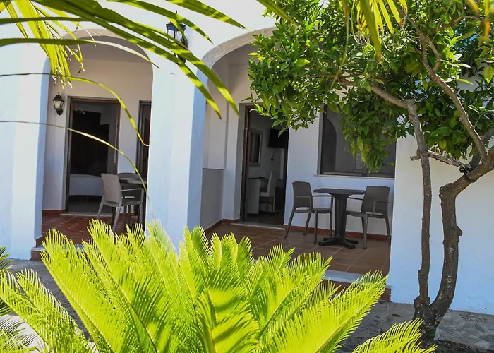 La Codorniz Hotel