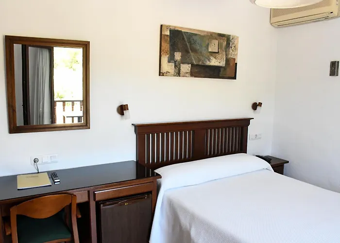 Hotel La Codorniz 3*